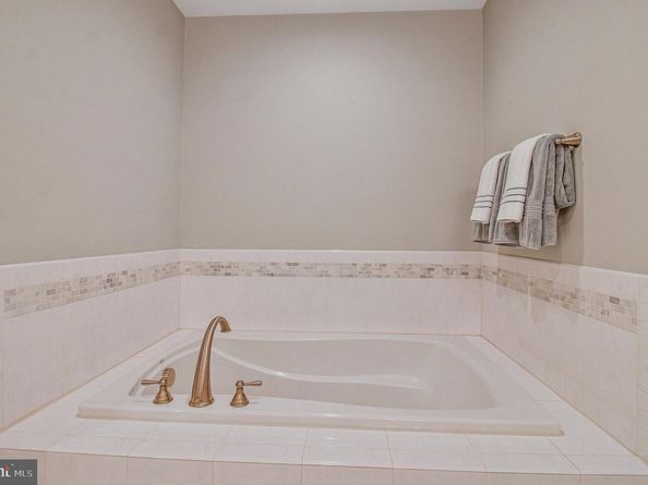 208 Beacon Place NE, Washington DC 20011