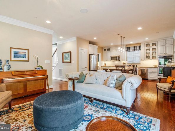 208 Beacon Place NE, Washington DC 20011