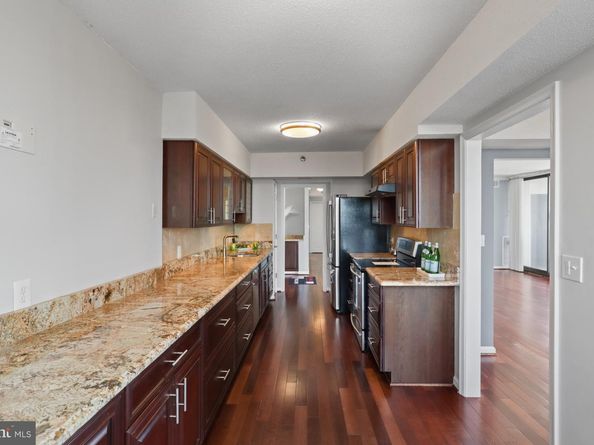 5505 Seminary Road 2405N, Falls Church VA 22041