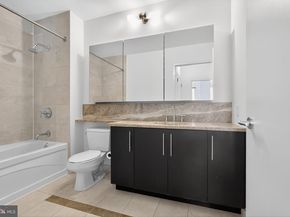 1425 Locust Street 15F, Philadelphia PA 19102