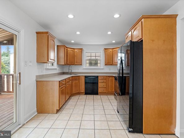 1274 Nicole Lane, Secane PA 19018