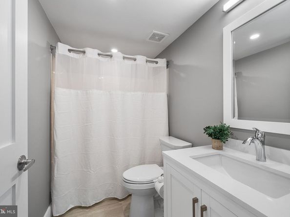 40 Le Forge Court, Chesterbrook PA 19087