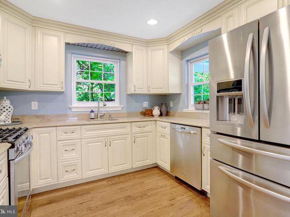 305 Kentucky Avenue, Alexandria VA 22305
