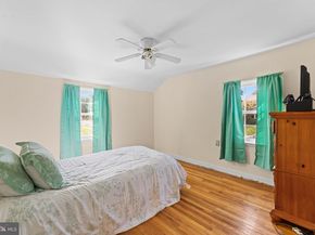 528 School House Lane, Willow Grove PA 19090
