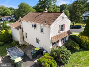 528 School House Lane, Willow Grove PA 19090