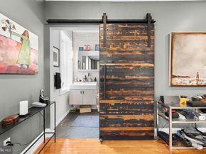 15 Seaton Place NE 2, Washington DC 20002