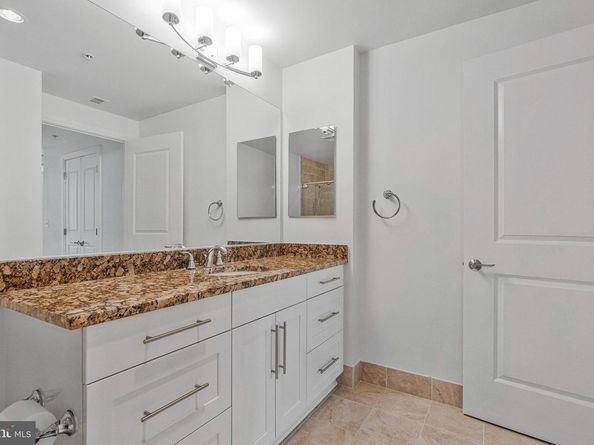 8220 Crestwood Heights Drive 412, Mclean VA 22102
