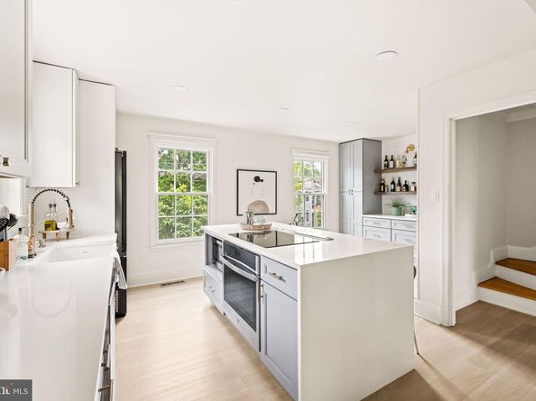 621 S Saint Asaph Street, Alexandria VA 22314
