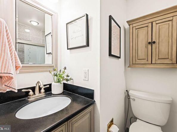 621 S Saint Asaph Street, Alexandria VA 22314