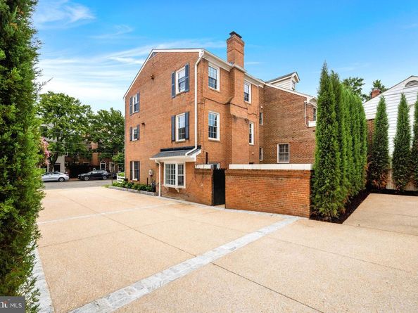 621 S Saint Asaph Street, Alexandria VA 22314