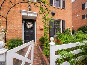 621 S Saint Asaph Street, Alexandria VA 22314