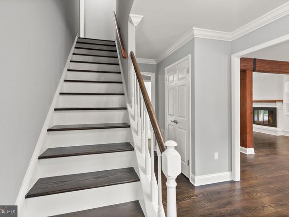 8470 Nicole Court, Annandale VA 22003