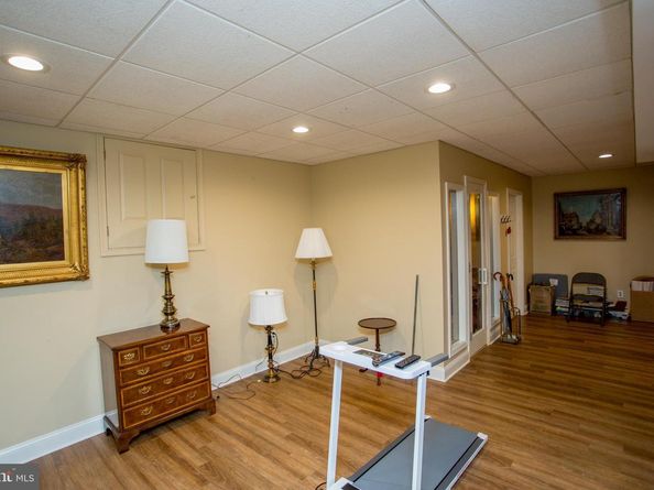 5584 Lower Mountain Road, New Hope PA 18938