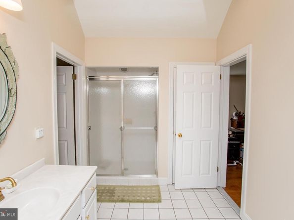 5584 Lower Mountain Road, New Hope PA 18938