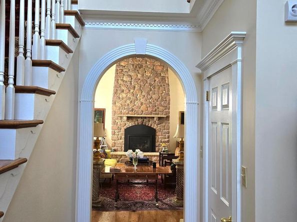 5584 Lower Mountain Road, New Hope PA 18938