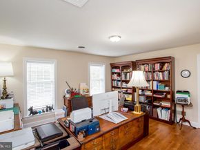 5584 Lower Mountain Road, New Hope PA 18938