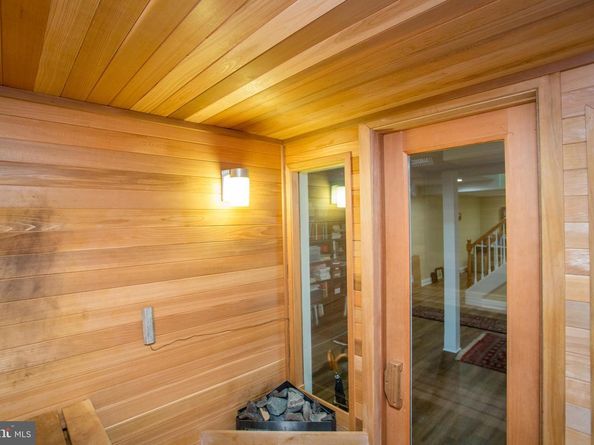 5584 Lower Mountain Road, New Hope PA 18938