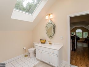 5584 Lower Mountain Road, New Hope PA 18938