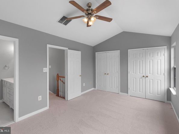 2447 Clover Field Circle, Herndon VA 20171