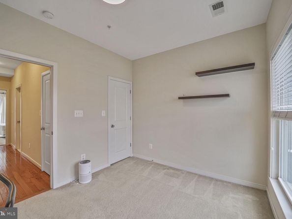 586 Regent Place NE, Washington DC 20017