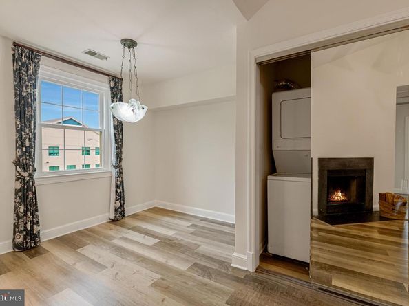 2807 Arlington Boulevard 301, Arlington VA 22201