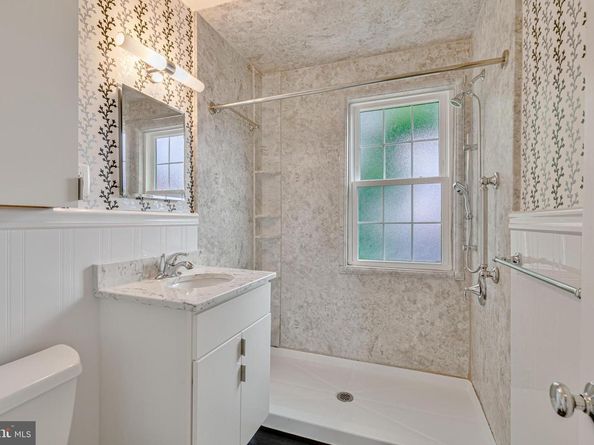2807 Arlington Boulevard 301, Arlington VA 22201