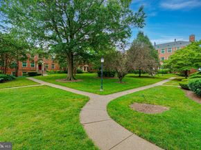 2807 Arlington Boulevard 301, Arlington VA 22201
