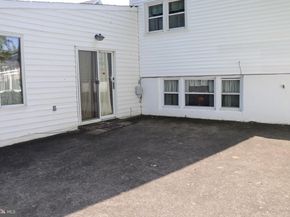 4 Arthurs Court, Plymouth Meeting PA 19462