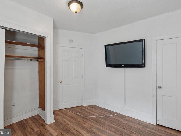 894 Granite Street, Philadelphia PA 19124