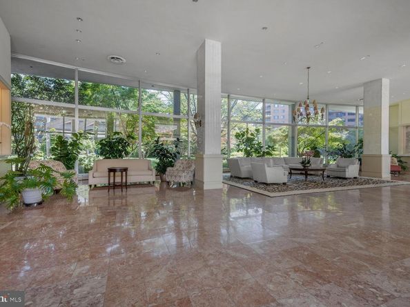 4201 Cathedral Avenue NW 303E, Washington DC 20016