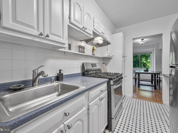 4201 Cathedral Avenue NW 303E, Washington DC 20016