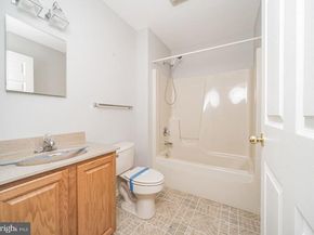 722 32nd Street SE, Washington DC 20019