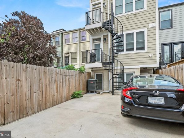 1509 D Street NE 2, Washington DC 20002