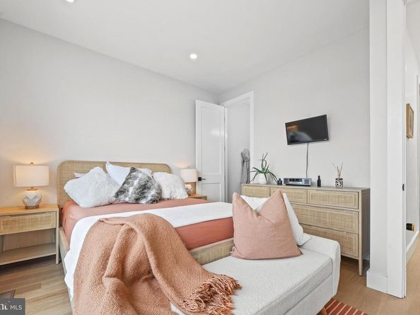 1509 D Street NE 2, Washington DC 20002