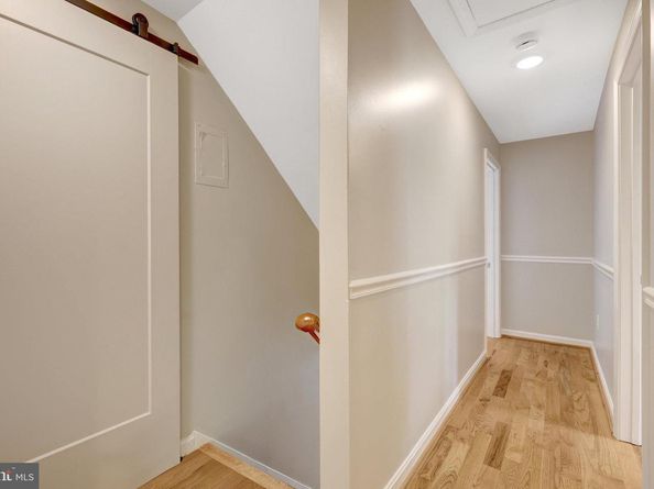 7004 Chestnut Avenue, Falls Church VA 22042