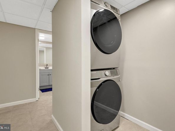 7004 Chestnut Avenue, Falls Church VA 22042