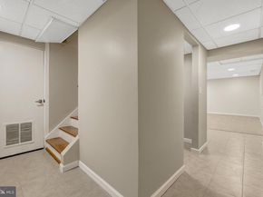 7004 Chestnut Avenue, Falls Church VA 22042