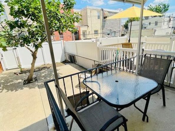 2843 S 17TH Street, Philadelphia PA 19145