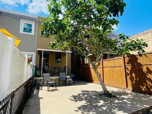 2843 S 17TH Street, Philadelphia PA 19145