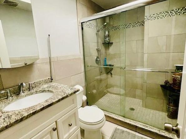 2843 S 17TH Street, Philadelphia PA 19145