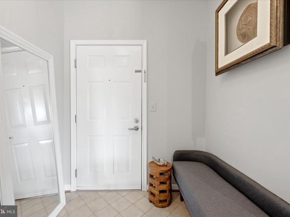 801 S Greenbrier Street 306, Arlington VA 22204