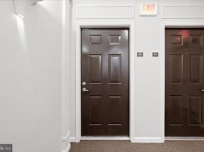 801 S Greenbrier Street 306, Arlington VA 22204