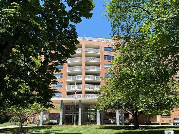 7900 Old York Road 804A, Elkins Park PA 19027