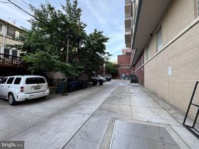 3721 9TH Street NW, Washington DC 20010