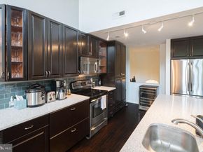 802 Locust Street 205, Philadelphia PA 19107