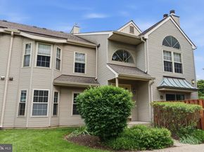 2104 Brookhaven Drive, Yardley PA 19067
