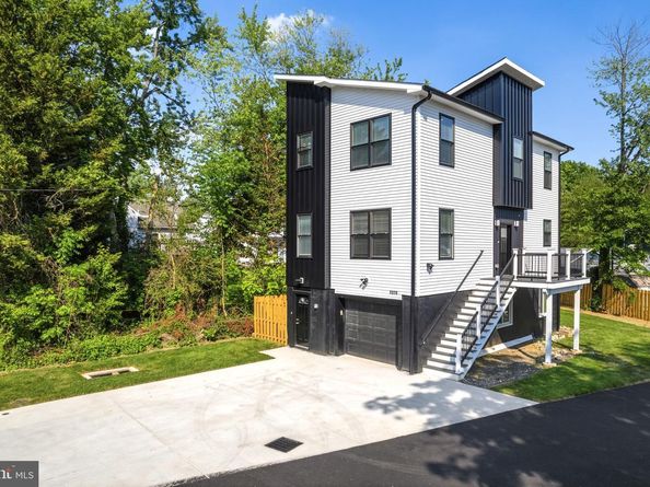 2370 Randolph Street, Huntingdon Valley PA 19006
