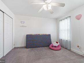 2732 Woodsview Drive, Bensalem PA 19020