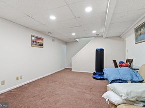 2732 Woodsview Drive, Bensalem PA 19020