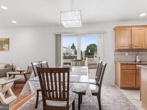 2732 Woodsview Drive, Bensalem PA 19020